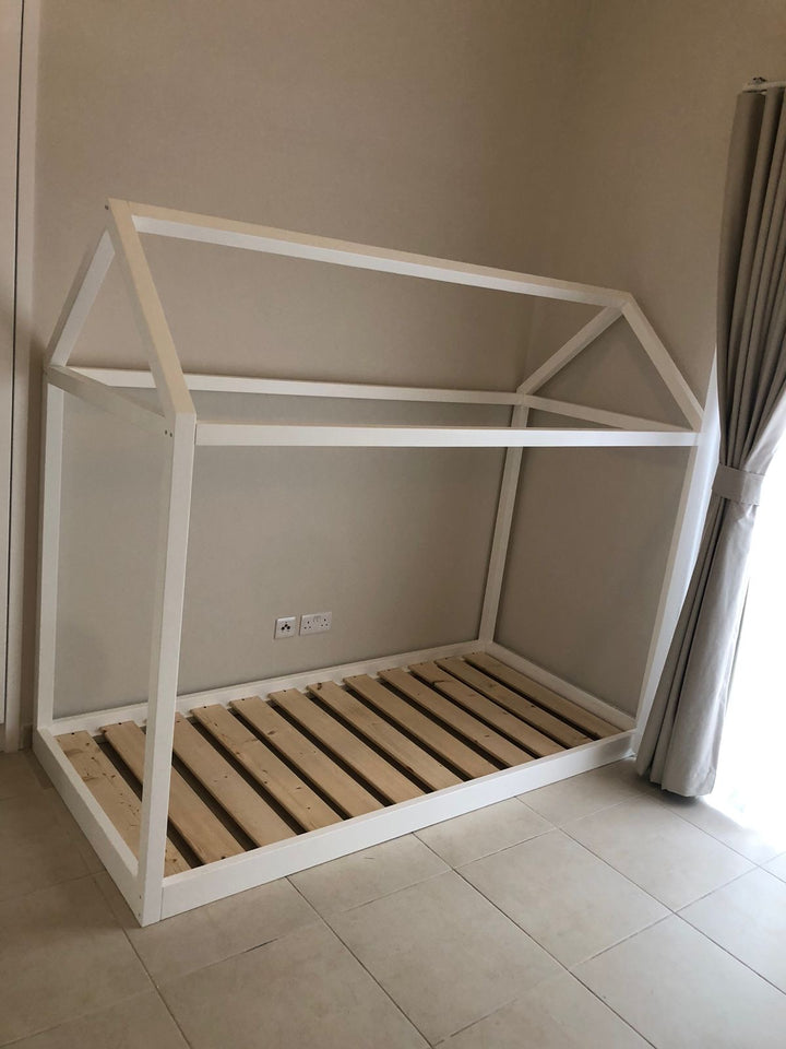 Nana - Montessori House Bed