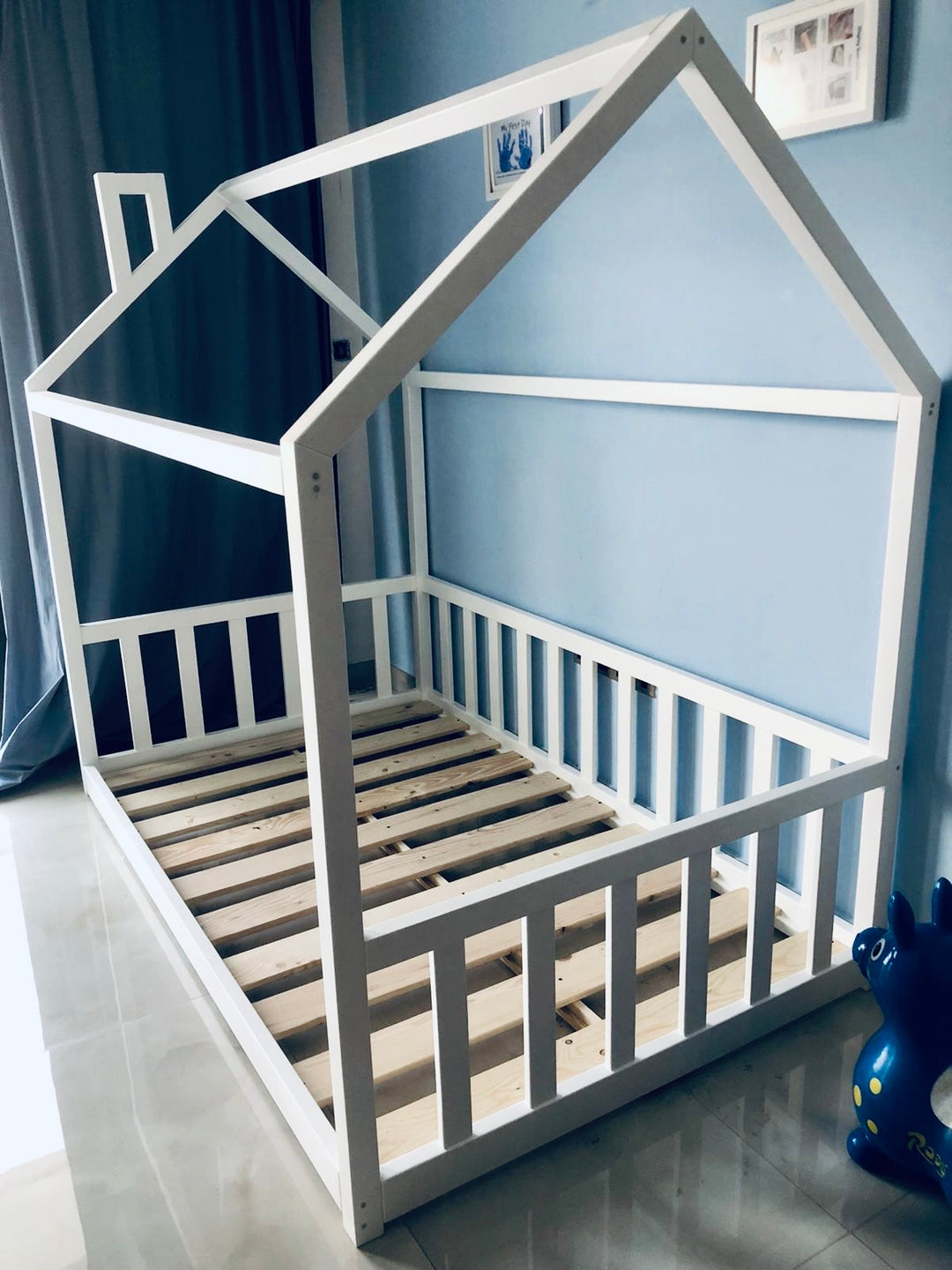 Chimney - Montessori Toddler House Bed