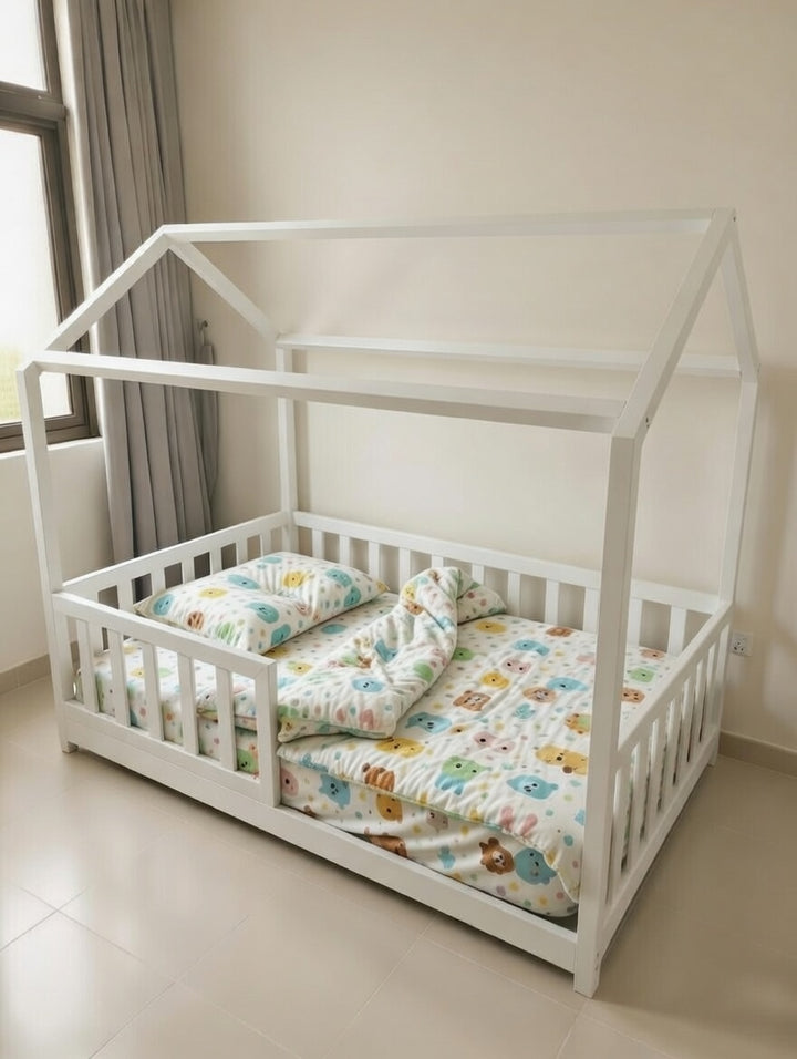 Noora -  House Floor bed- Square rails