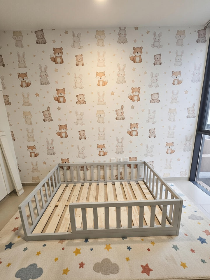 Maya - Montessori floor bed with Square Rails
