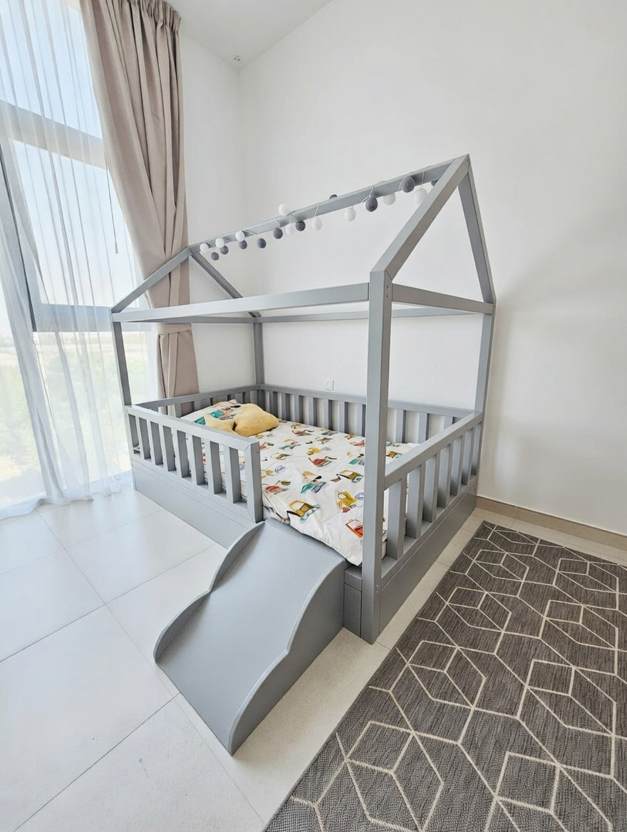 Noora -  House Floor bed  with Slide