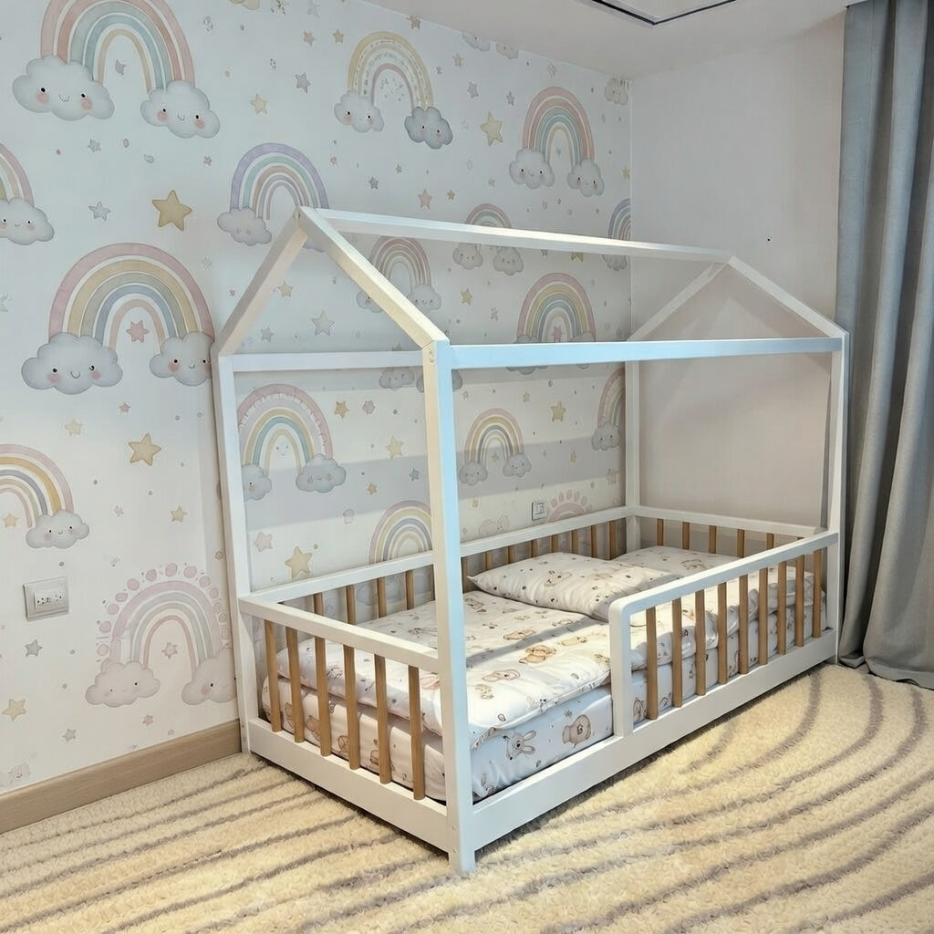 Noora -  House Floor bed- Round rails